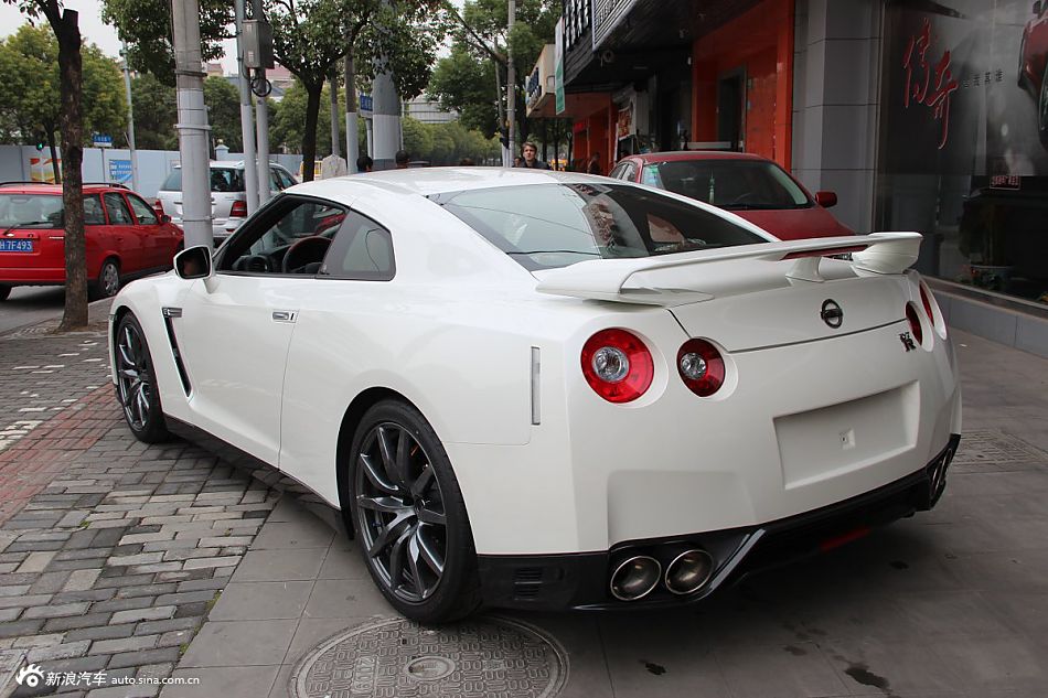 2014款日產(chǎn)GT-R